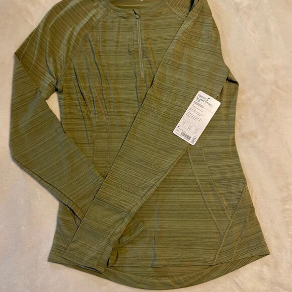 NWT Athleta Pacifica Illume Fitted Top SPF - Medium - Neutral Green/Shadow Olive - Picture 3 of 8